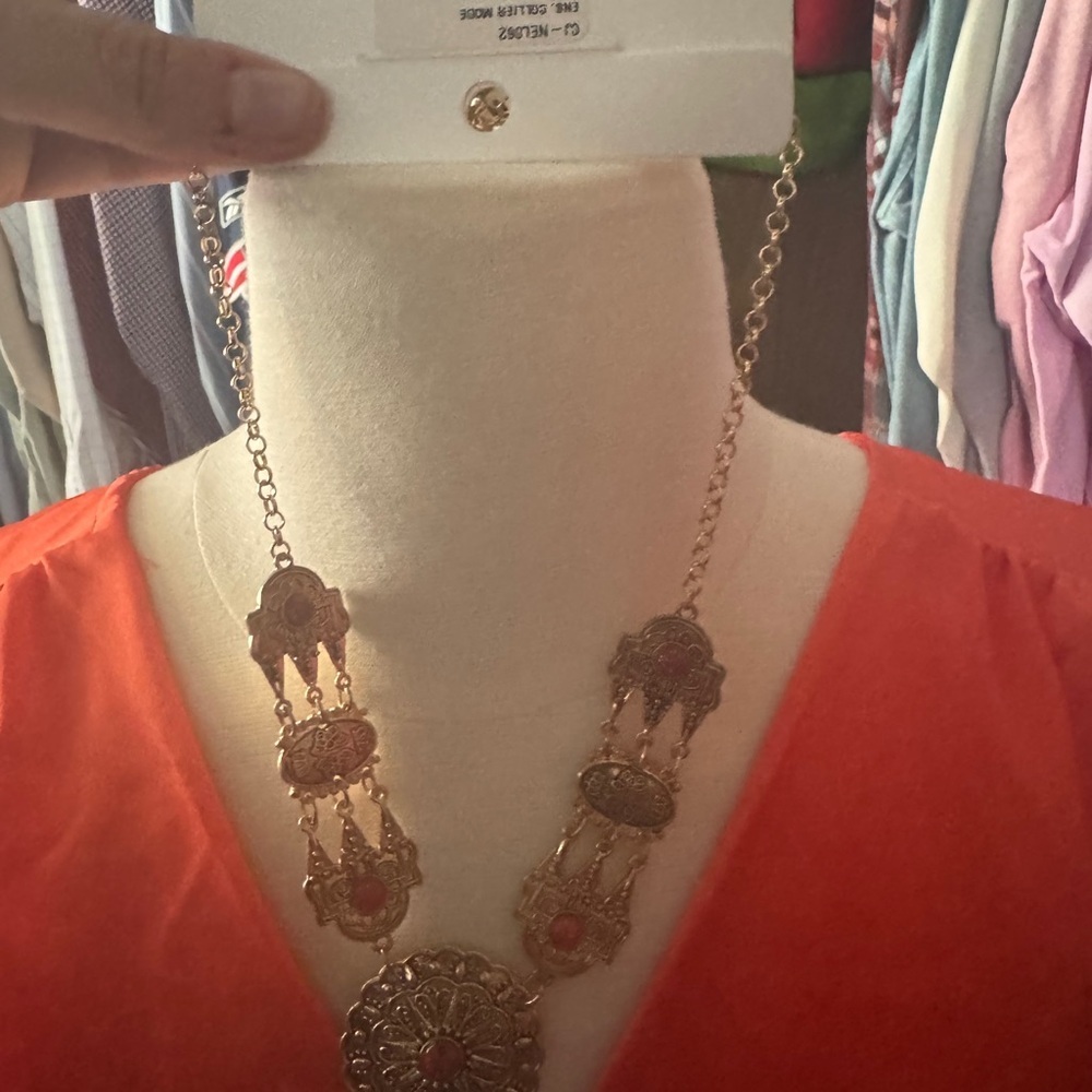 Delilah Gold and Red Medallion Necklace NWT - Picture 4 of 6